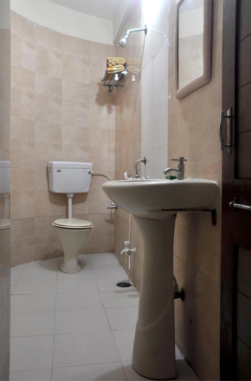 Sharan Hotel Ширди Екстериор снимка